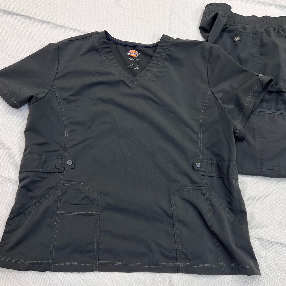 Dickies Scrubs Set 3X Top & 2X Pant